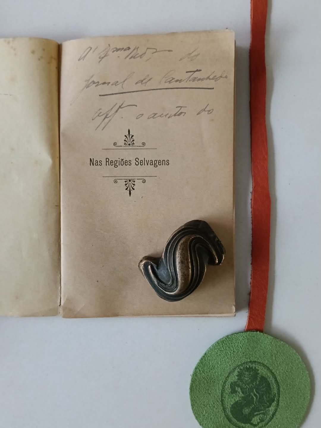 MELLO (Adelino de). - NAS REGIÕES SELVAGENS (Notas e curiosidades)