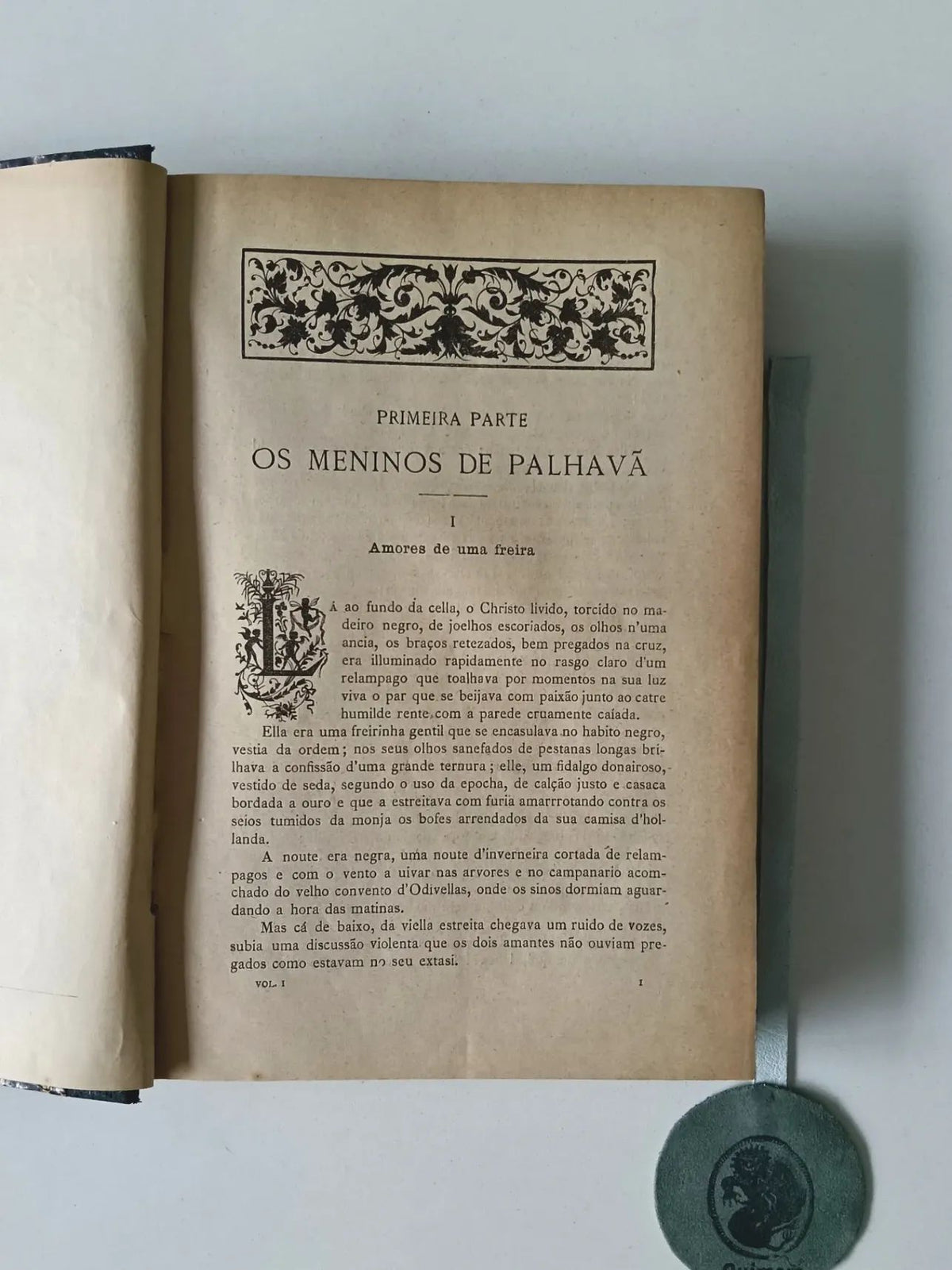 MARTINS (Rocha). - MADRE PAULA: Romance historico no reinado de D. João V. 2 tomos.