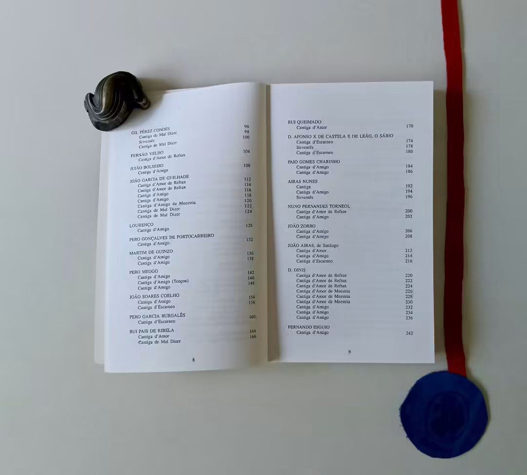 CORREIA (Natália). - CANTARES DOS TROVADORES GALEGO-PORTUGUESES