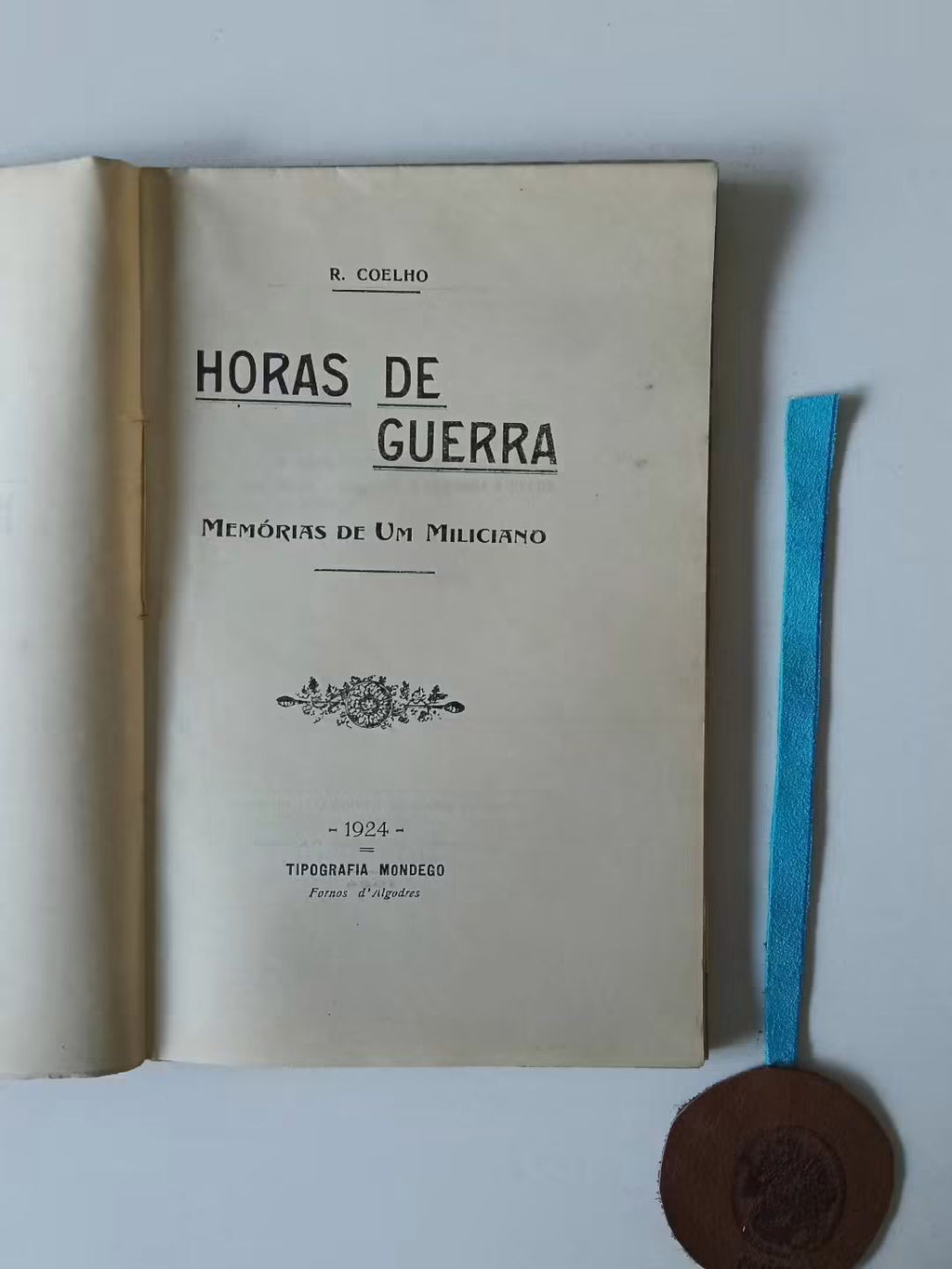 COELHO (Raul). - HORAS DE GUERRA, Memórias de um miliciano