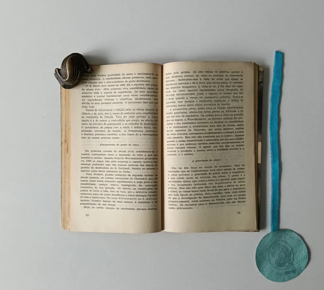 GIEDION (Sigfried). - ARQUITECTURA E COMUNIDADE