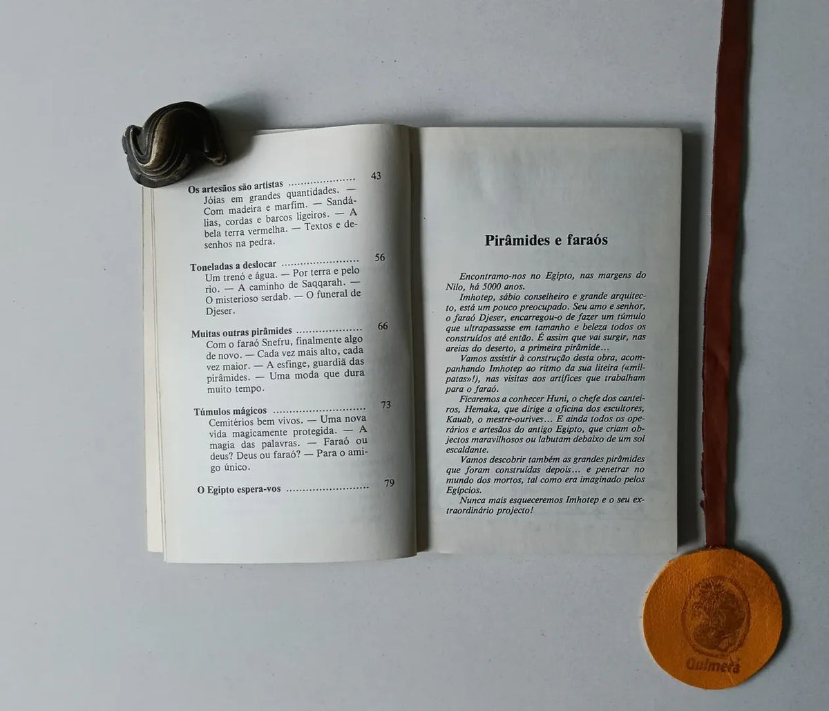 KOENIG (Viviane). PIRÂMIDES E FARAÓS