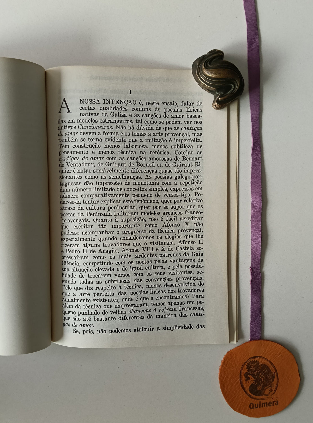 BELL (Aubrey F. G.), BOWRA (C.) e ENTWISTLE (William J.). - DA POESIA MEDIEVAL PORTUGUESA