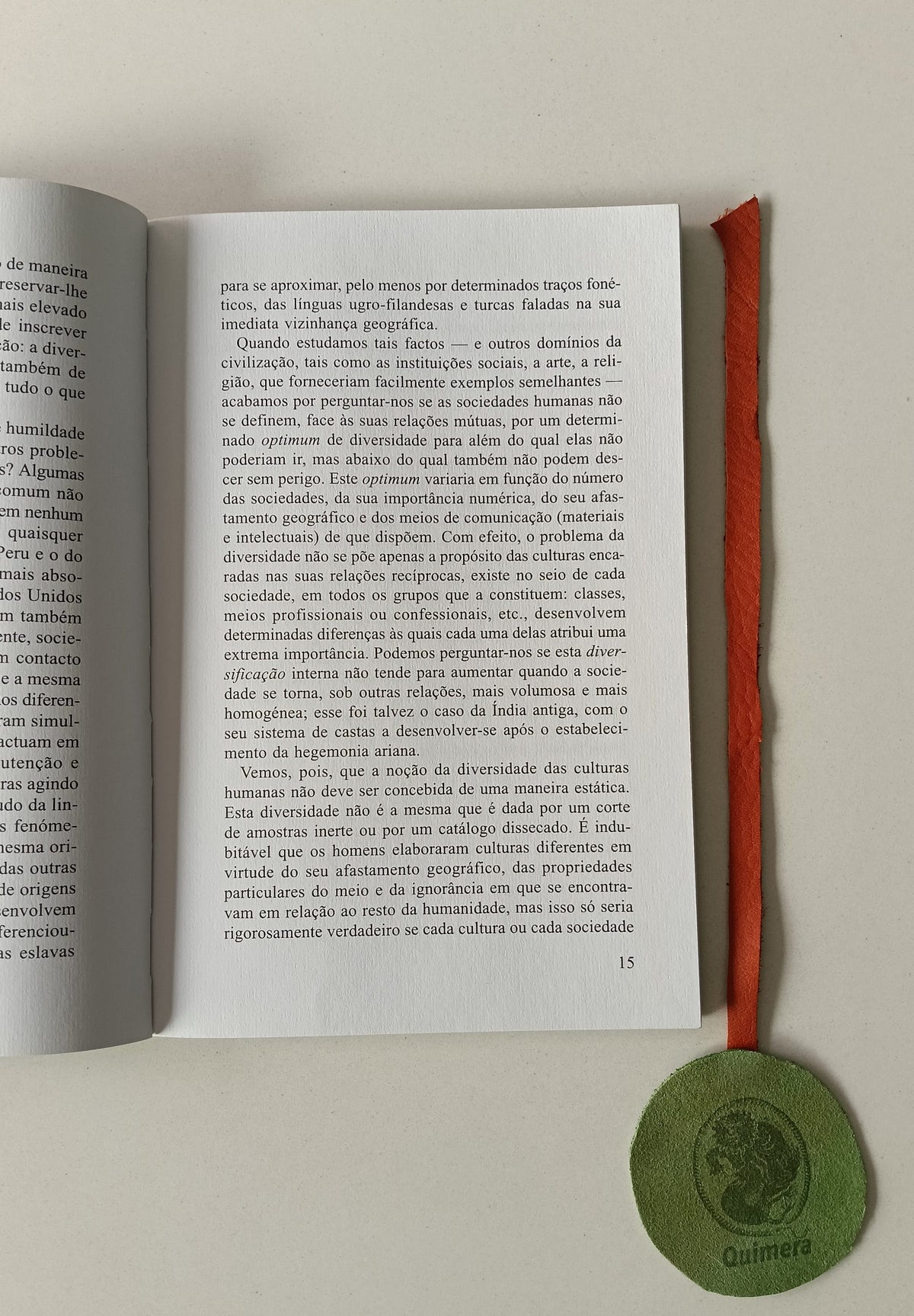 LÉVI-STRAUSS (Claude). - RAÇA E HISTÓRIA