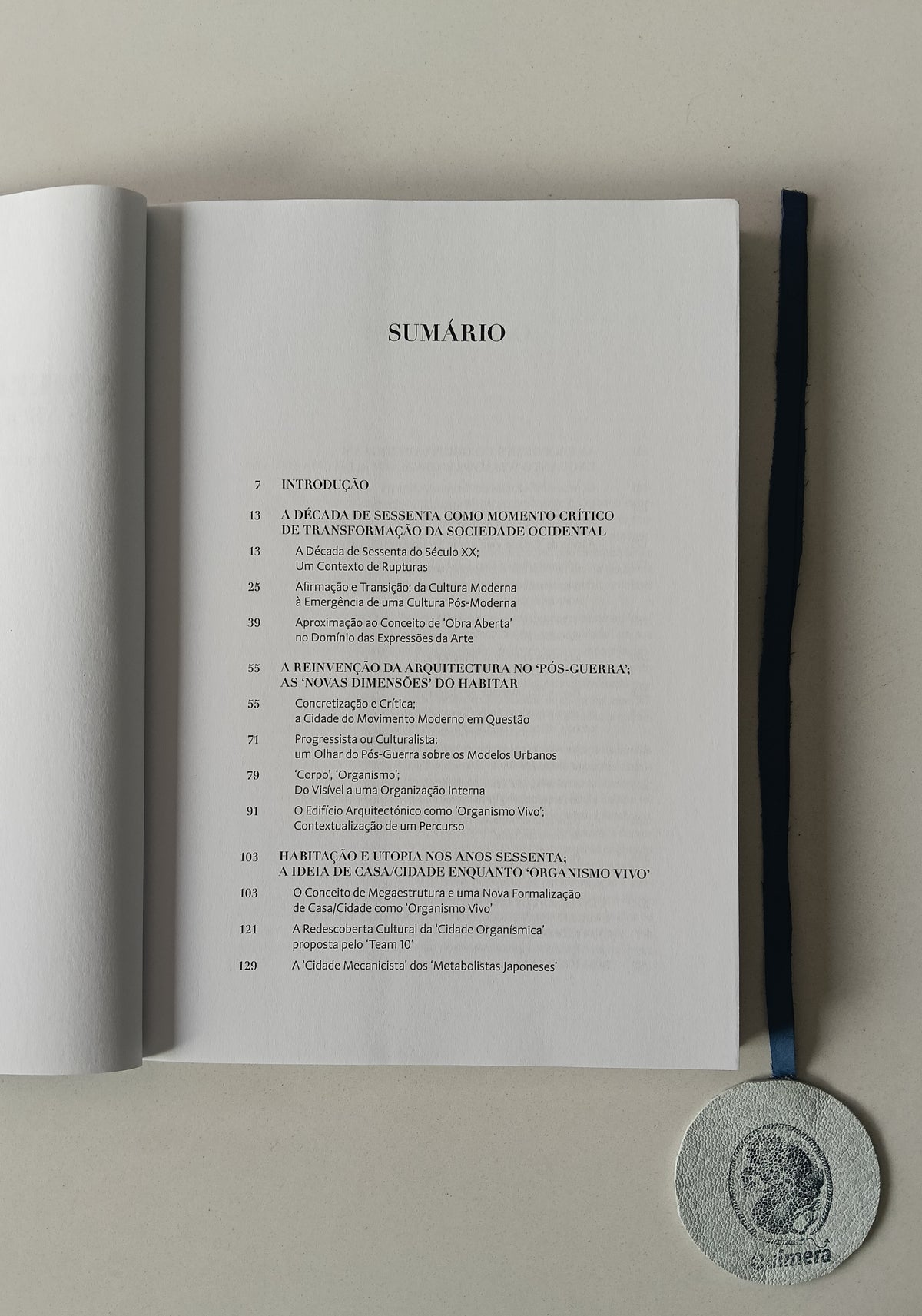 FELICIANO (Ana Marta). - A METÁFORA DO "ORGANISMO" NAS ARQUITECTURAS DOS ANOS SESSENTA, A obra dos "Archigram" como manifesto de um "novo habitar"