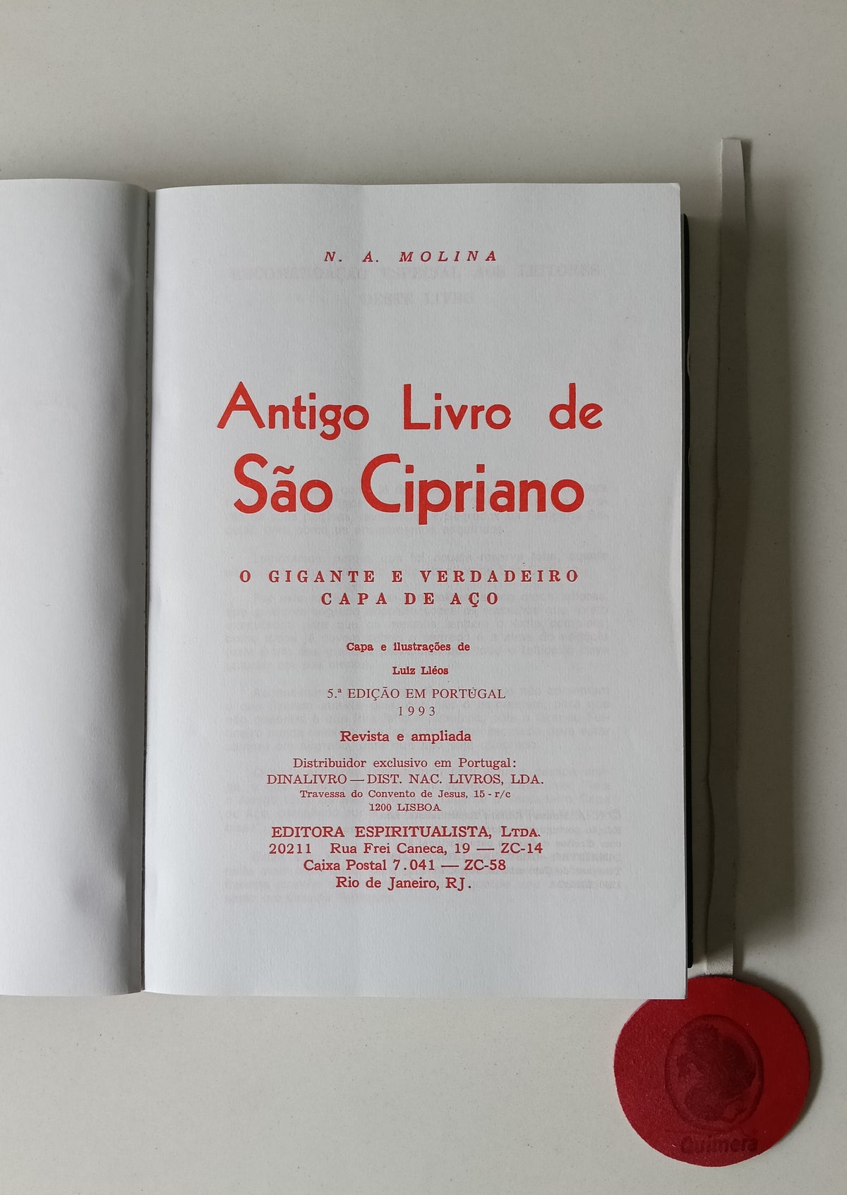 MOLINA (N. A.). - ANTIGO LIVRO DE SÃO CIPRIANO: O gigante e verdadeiro capa de aço
